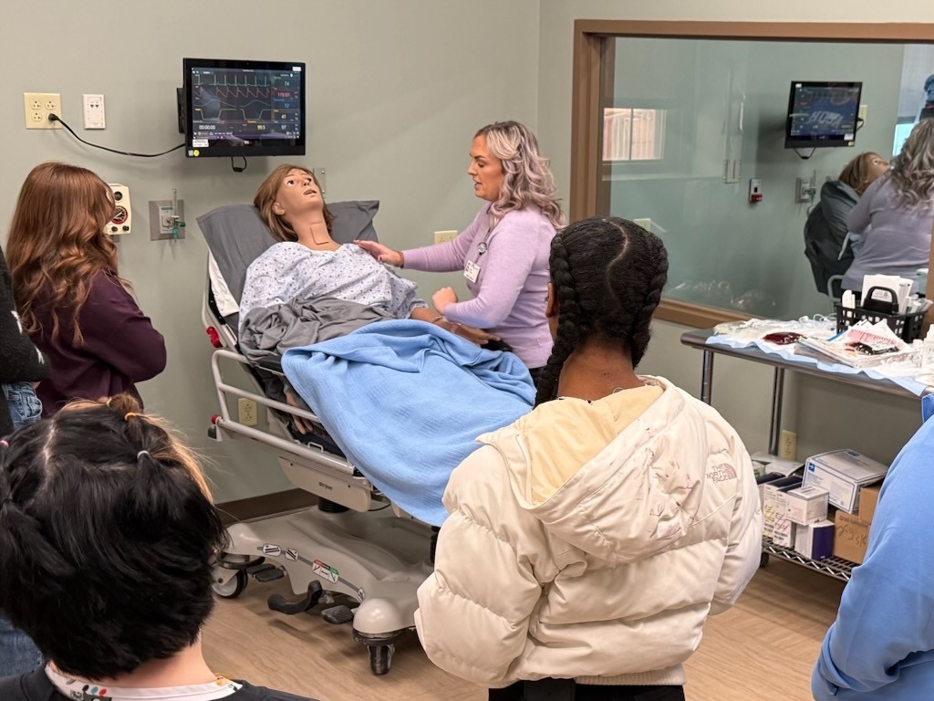 UPMC Washington holds student expo